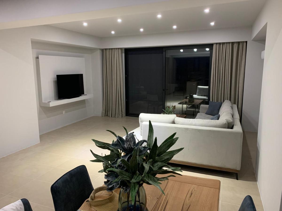 Central Urban Luxury Sea View Apt Since 2009 Ierapetra  Bagian luar foto