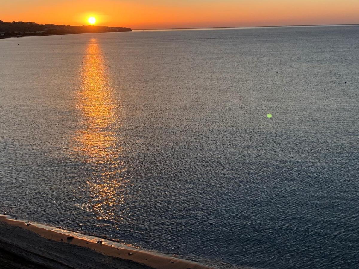 Central Urban Luxury Sea View Apt Since 2009 Ierapetra  Bagian luar foto