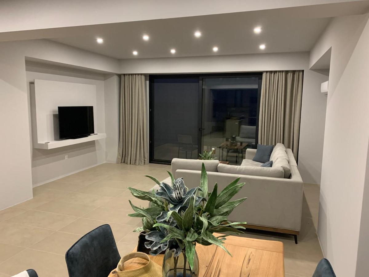 Central Urban Luxury Sea View Apt Since 2009 Ierapetra  Bagian luar foto
